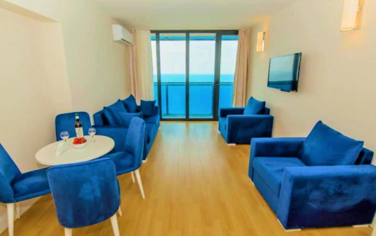 Orbi City Sea Side & Sea View Apartments Batumi Ngoại thất bức ảnh