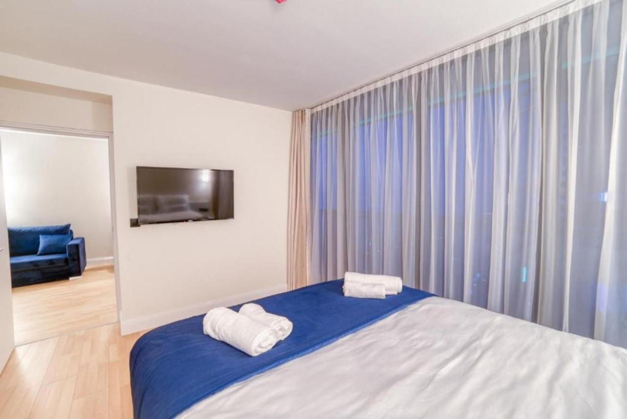 Orbi City Sea Side & Sea View Apartments Batumi Ngoại thất bức ảnh