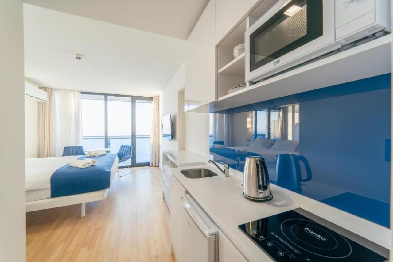 Orbi City Sea Side & Sea View Apartments Batumi Ngoại thất bức ảnh