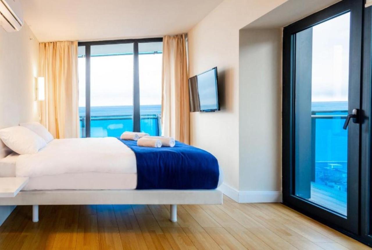 Orbi City Sea Side & Sea View Apartments Batumi Ngoại thất bức ảnh