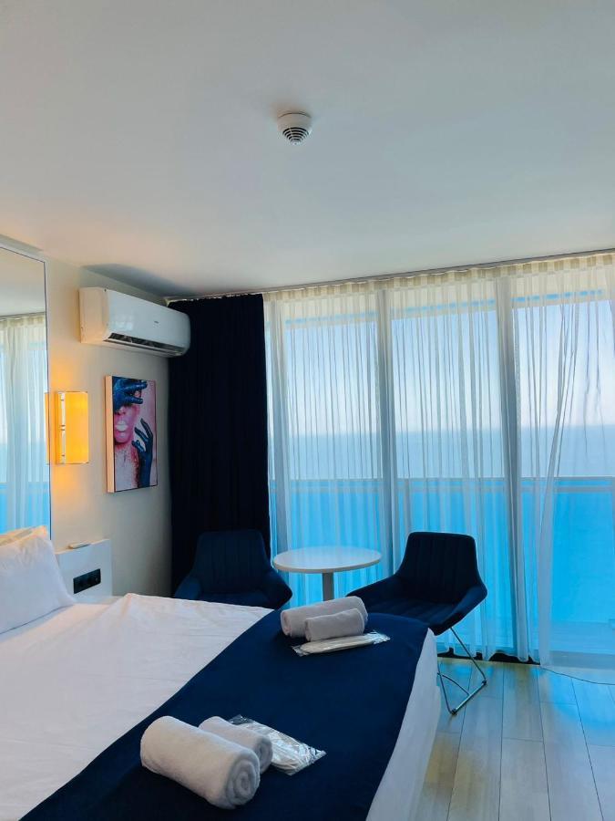 Orbi City Sea Side & Sea View Apartments Batumi Ngoại thất bức ảnh