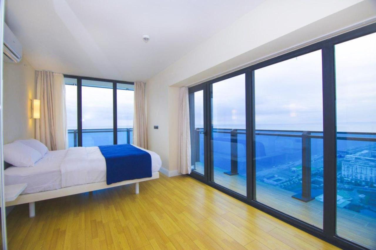 Orbi City Sea Side & Sea View Apartments Batumi Ngoại thất bức ảnh