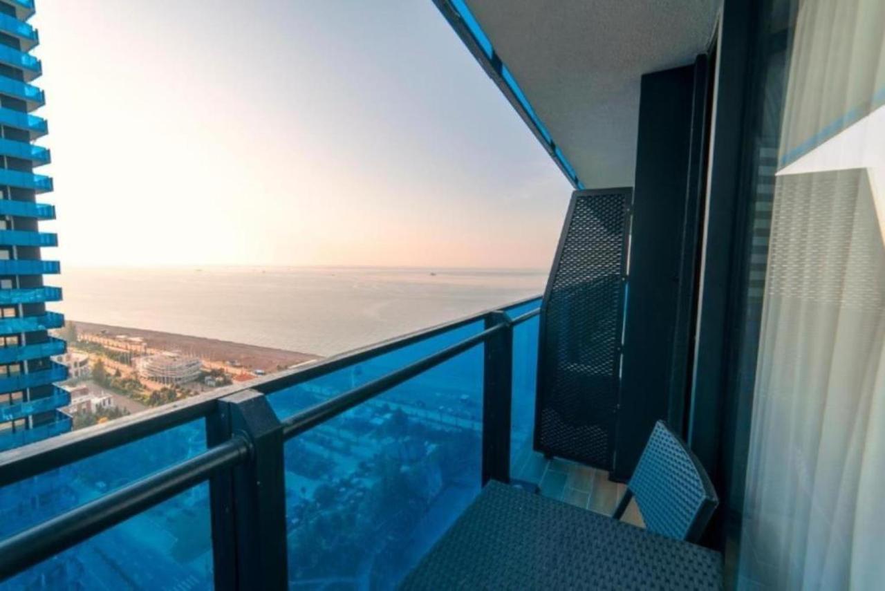 Orbi City Sea Side & Sea View Apartments Batumi Ngoại thất bức ảnh