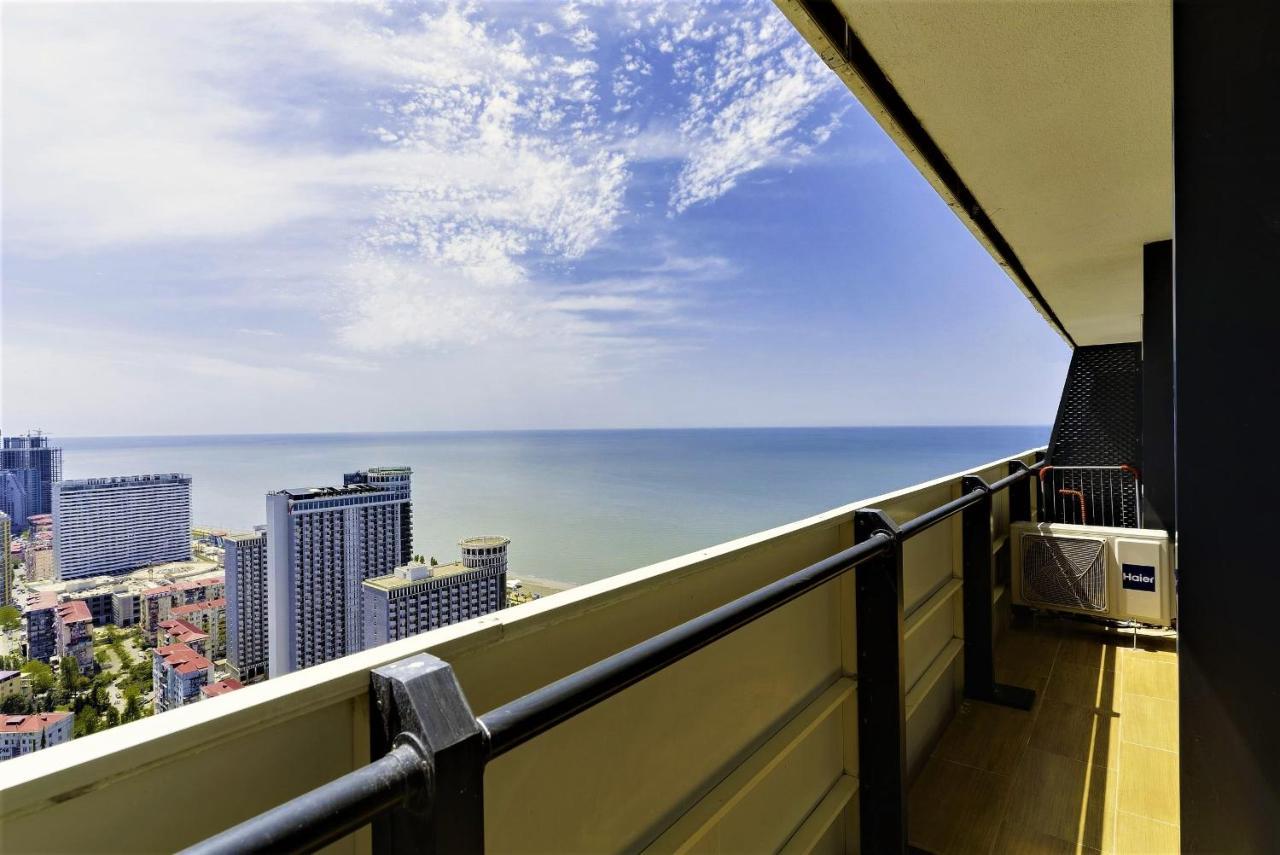 Orbi City Sea Side & Sea View Apartments Batumi Ngoại thất bức ảnh